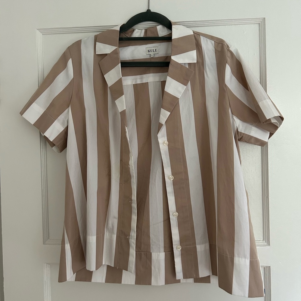 Classic Kule Striped Button Up